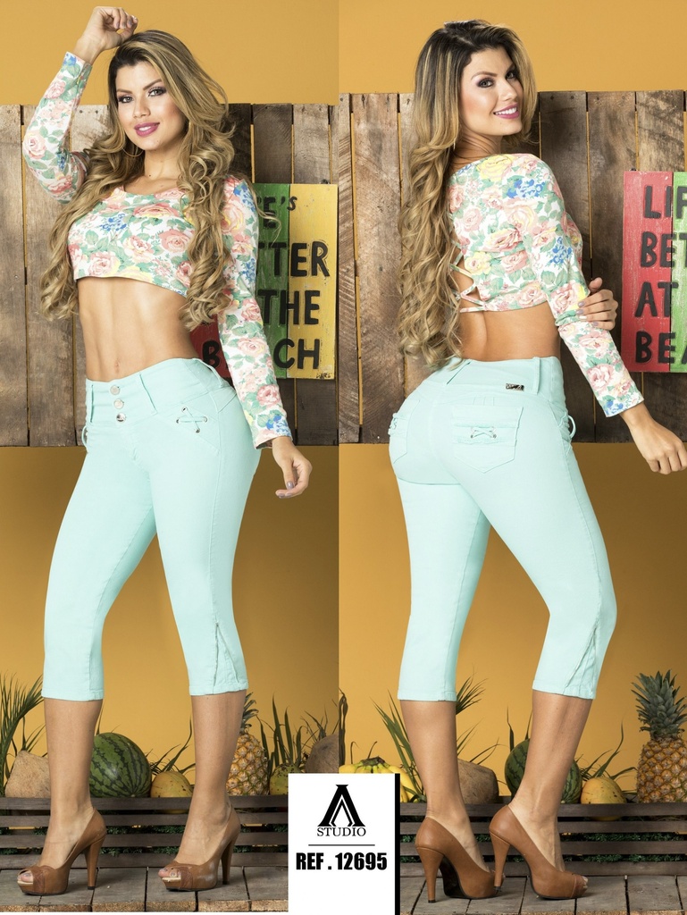 Women's Mint Butt Lift Capri Jeans 12695AA
