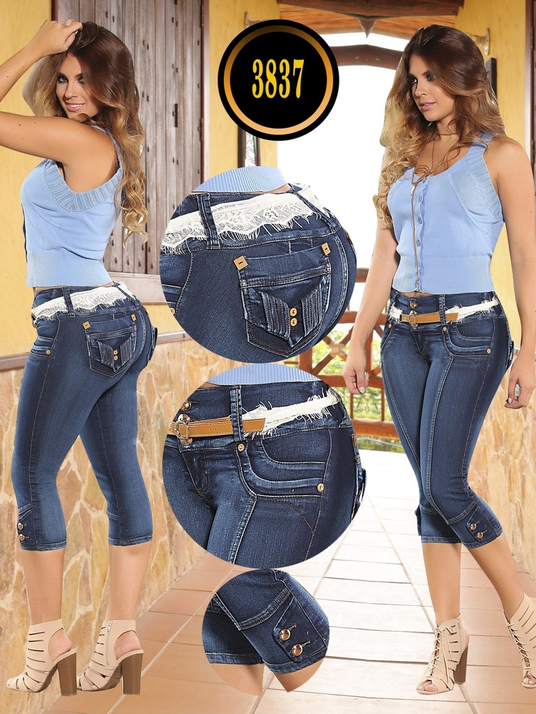 [502383701] Women's Dark Navy Wash with Pocket Embellishments Butt-Lifting Capri Jeans – Cokette