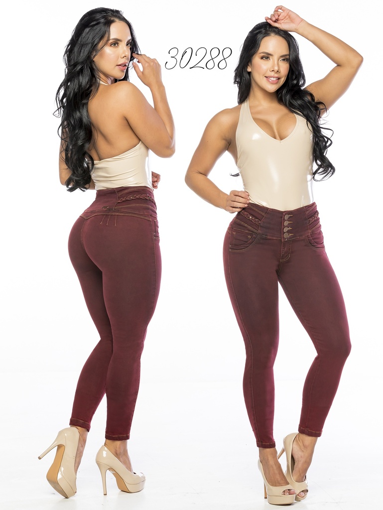 Jeans Levantacola Colombiano