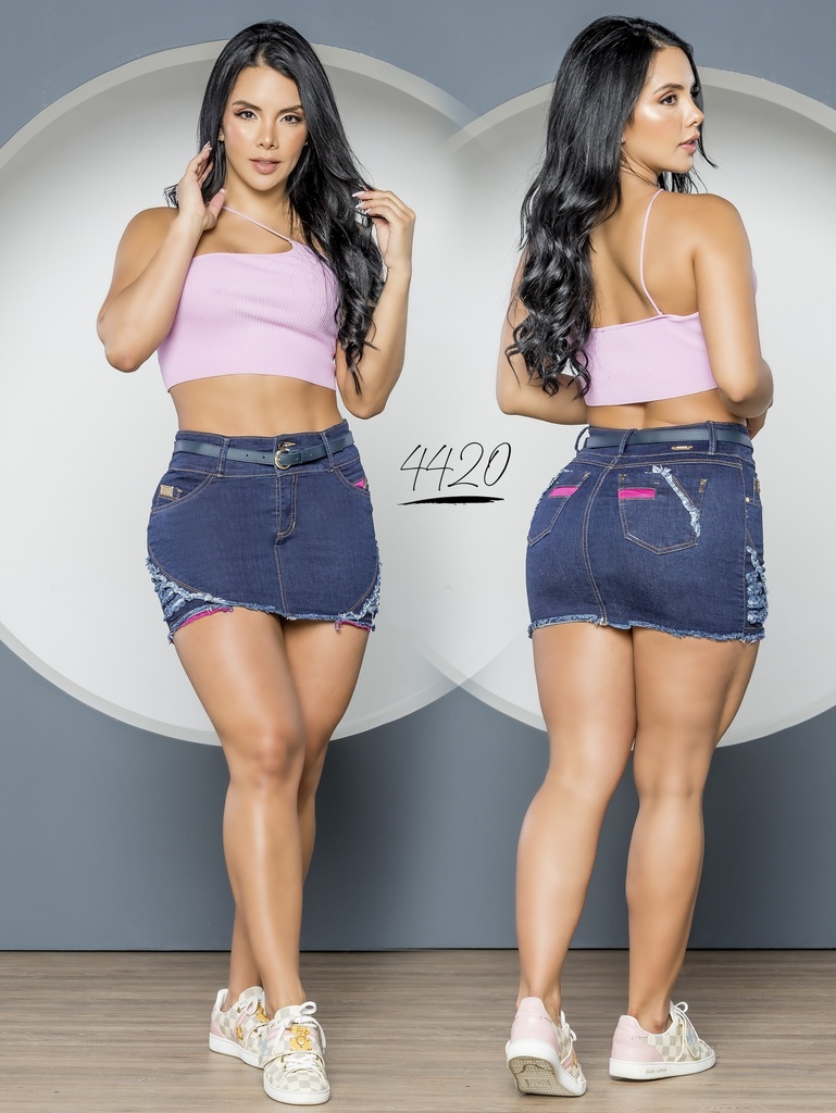 Falda Levantacola Colombiano