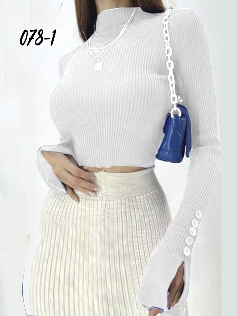 Ribbed Turtleneck Crop Sweater – Long Sleeve, White