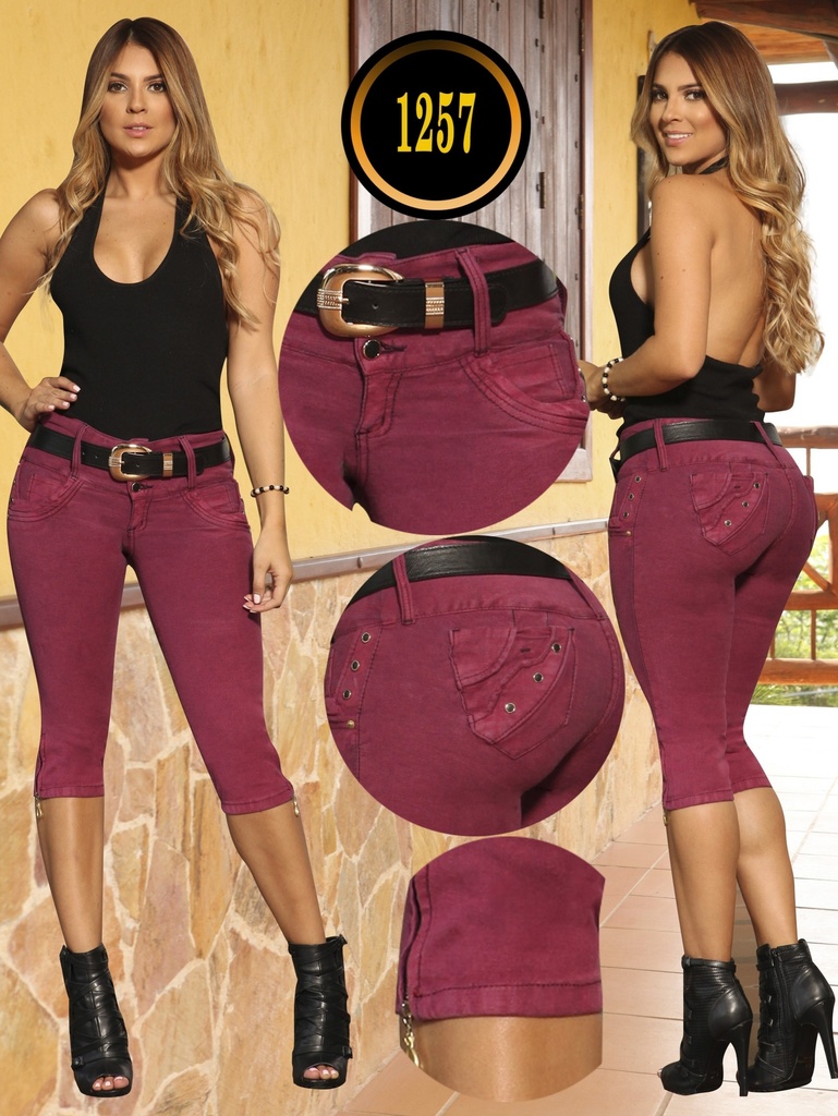 [1021257TB01] Women's Burgundy Butt-Lifting Capri Pants with Button Pockets – Thaxx Boutique (1)